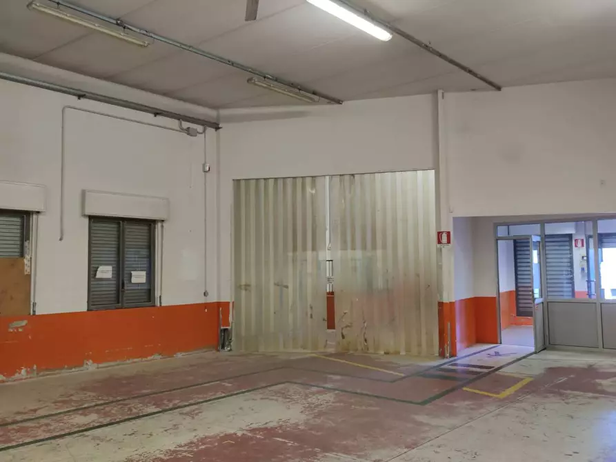 Immagine 2 di Capannone industriale in vendita  in Via Borgo Palazzo 201/B a Bergamo