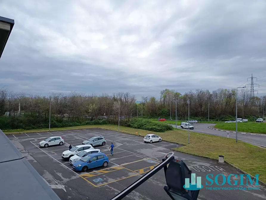 Immagine 4 di Negozio in affitto  in Via del Commercio 4 a Bellusco