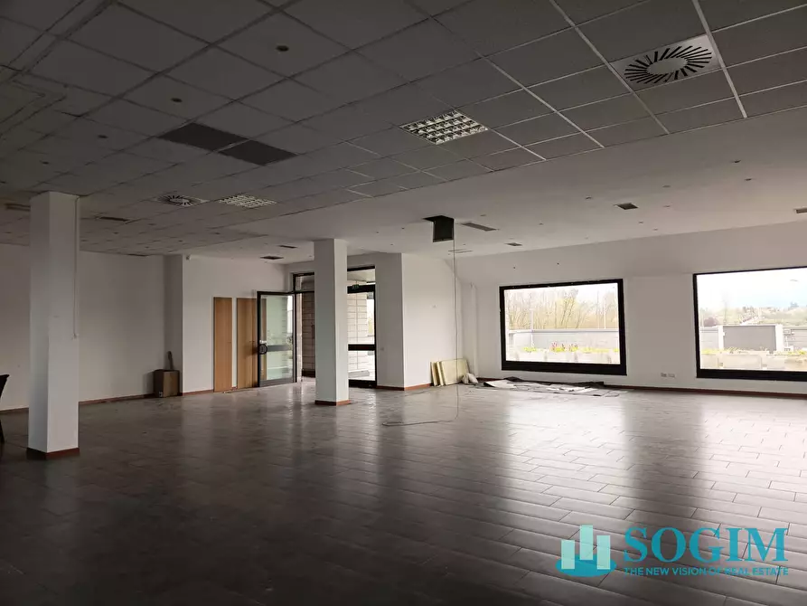 Immagine 16 di Negozio in affitto  in Via del Commercio 4 a Bellusco