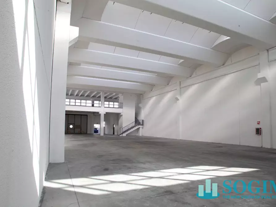 Immagine 19 di Capannone industriale in vendita  in via Erba 33 a Melzo