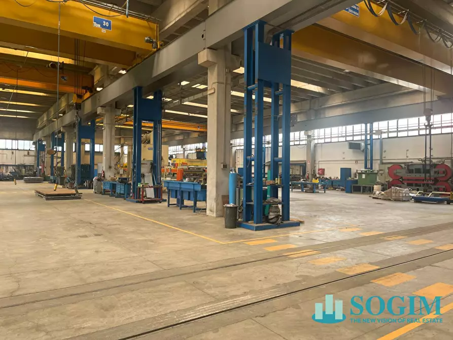 Immagine 8 di Capannone industriale in vendita  in Str. per Cascina Restelli a Aicurzio