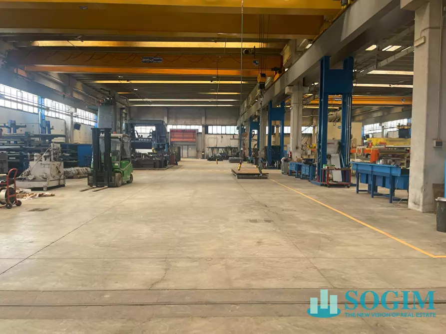 Immagine 14 di Capannone industriale in vendita  in Str. per Cascina Restelli a Aicurzio