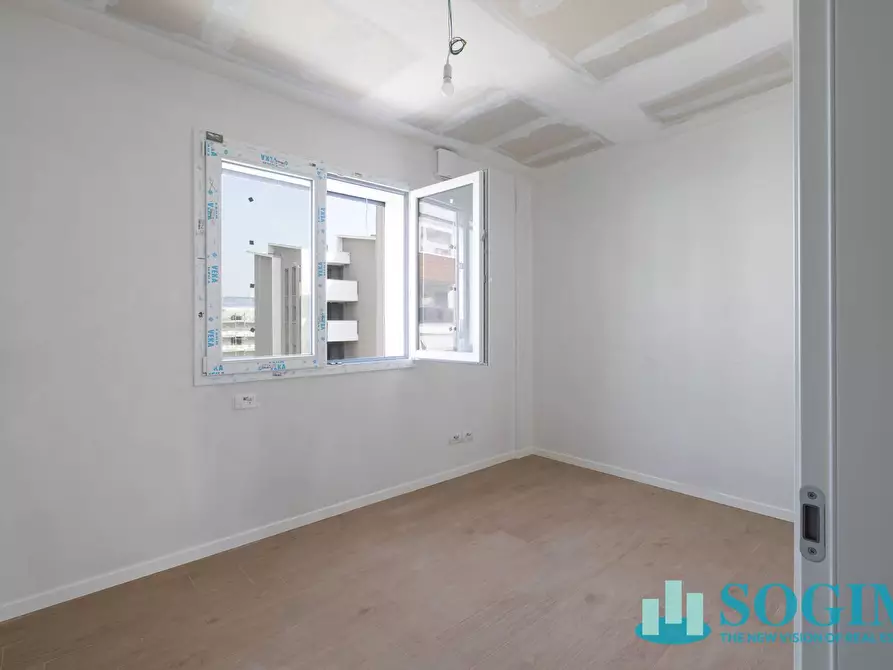 Immagine 28 di Appartamento in vendita  in Via Toscana 38 a Biassono