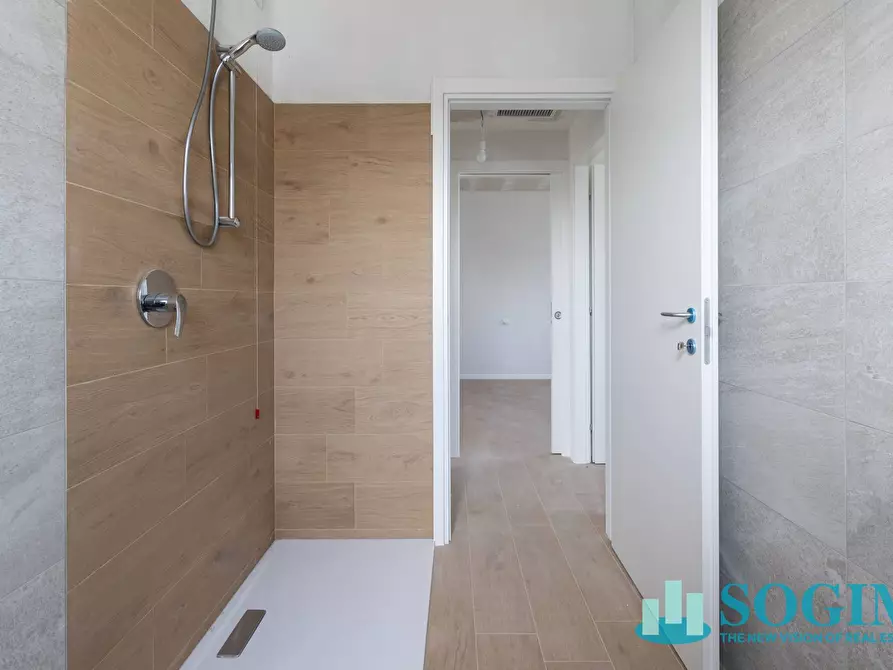 Immagine 40 di Appartamento in vendita  in Via Toscana 38 a Biassono