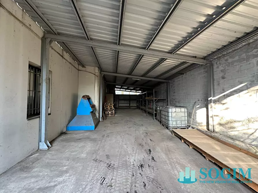 Immagine 12 di Capannone industriale in vendita  in Via cascina greppi a Sovico