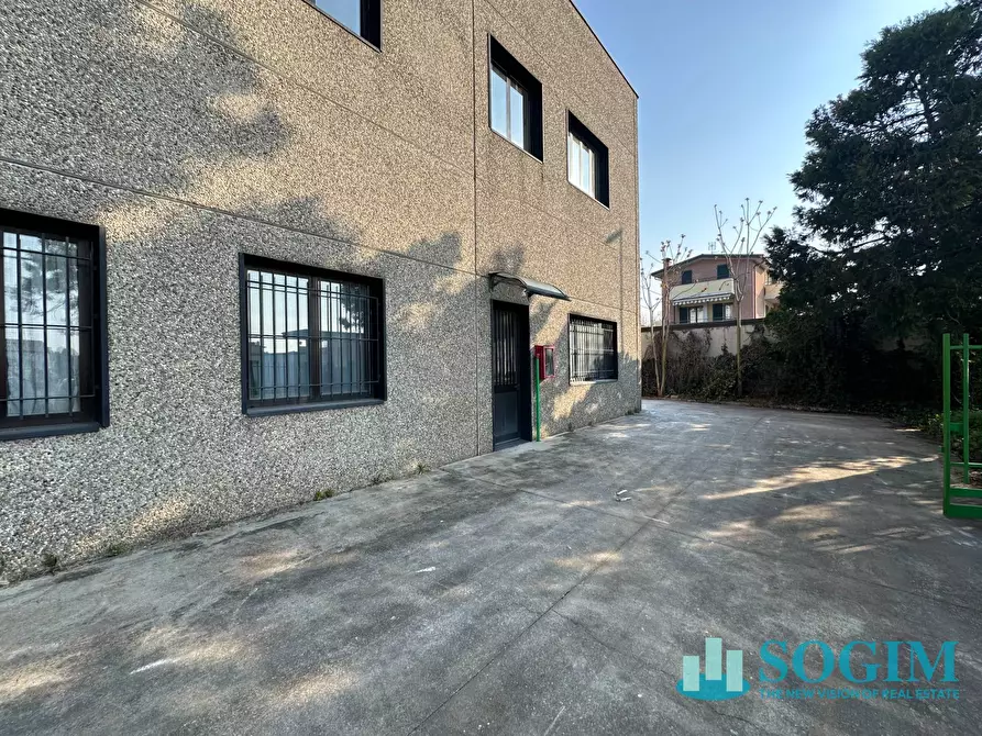 Immagine 11 di Capannone industriale in vendita  in Via cascina greppi a Sovico