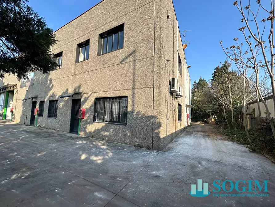 Immagine 10 di Capannone industriale in vendita  in Via cascina greppi a Sovico