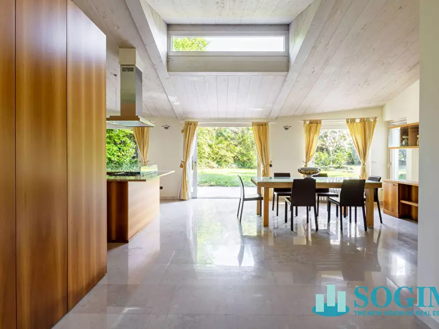 Immagine 11 di Villa in vendita  in Via Giuseppe Garibaldi 37 a Sirtori