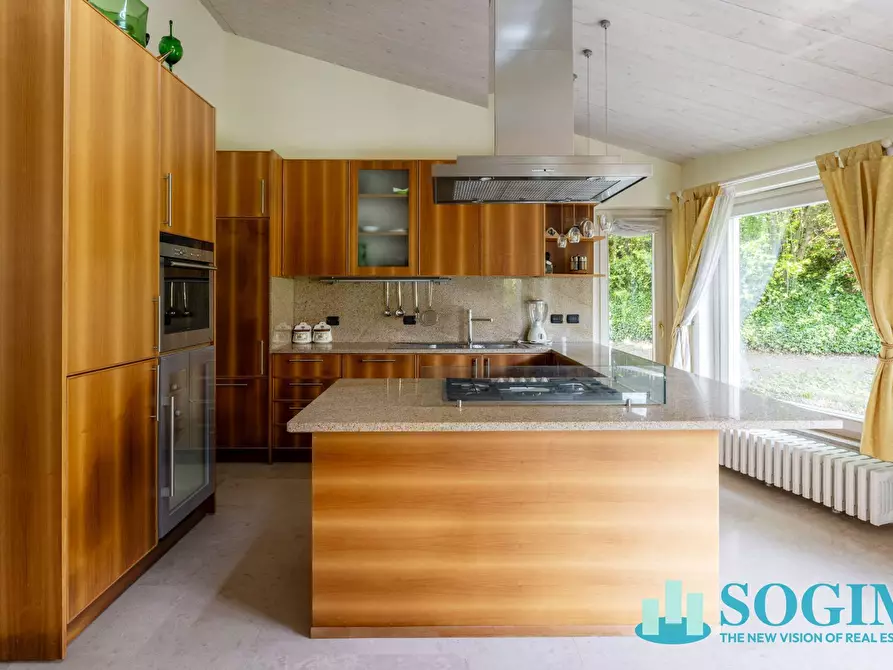 Immagine 13 di Villa in vendita  in Via Giuseppe Garibaldi 37 a Sirtori