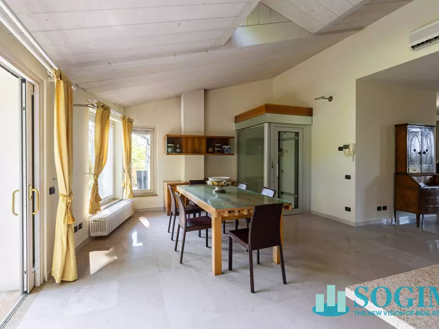 Immagine 18 di Villa in vendita  in Via Giuseppe Garibaldi 37 a Sirtori