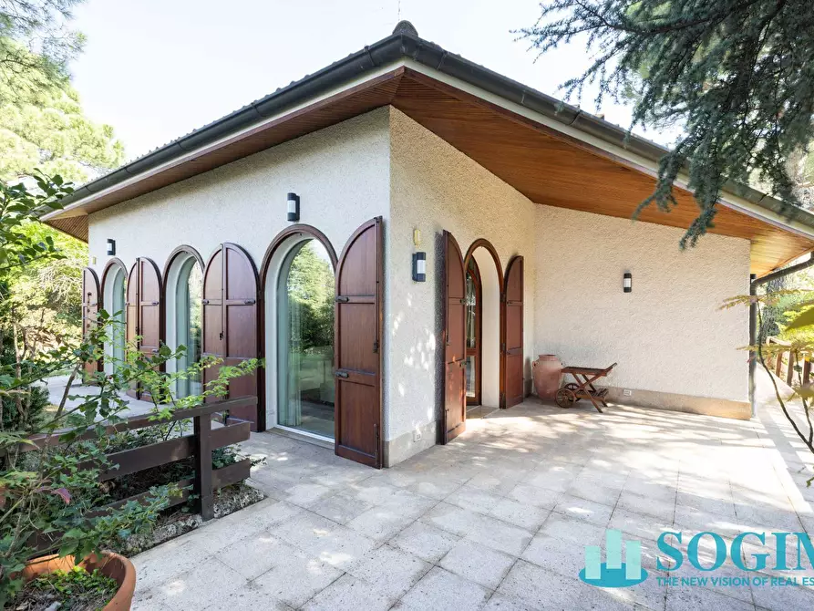 Immagine 33 di Villa in vendita  in Via Giuseppe Garibaldi 37 a Sirtori