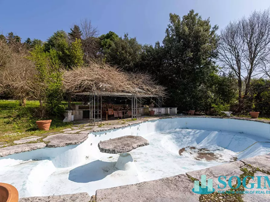 Immagine 38 di Villa in vendita  in Via Giuseppe Garibaldi 37 a Sirtori