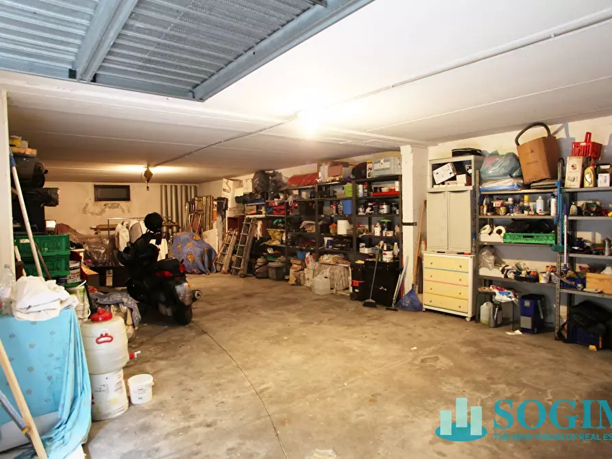 Immagine 6 di Magazzino in vendita  in Via Don Minzoni snc a Brugherio