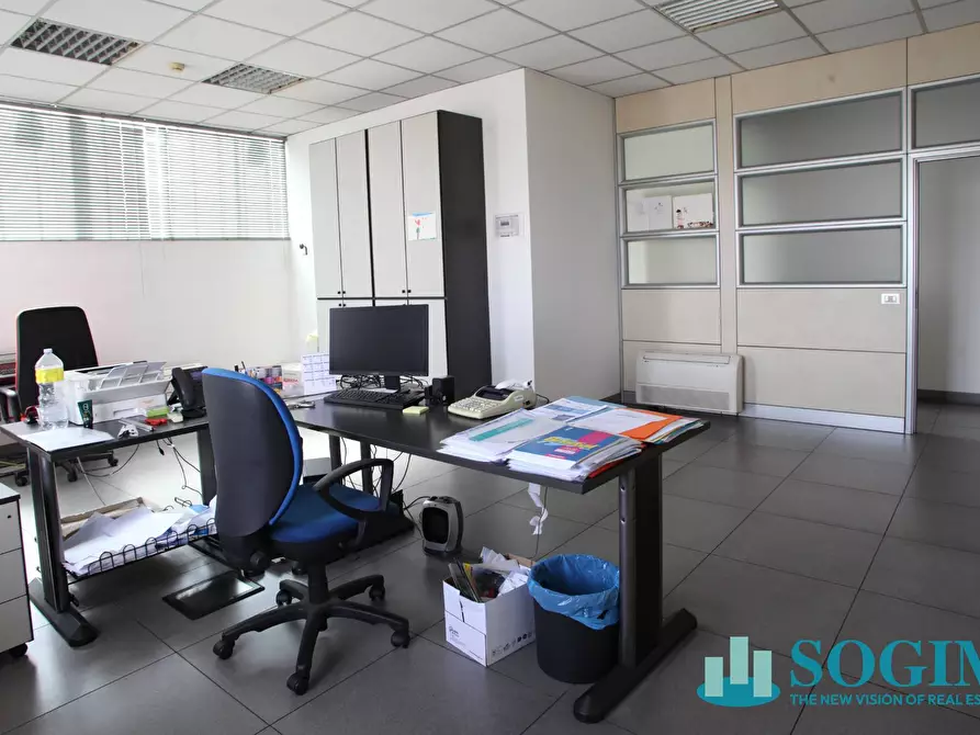 Immagine 15 di Capannone industriale in vendita  in via tolstoi 8/10 a San Giuliano Milanese