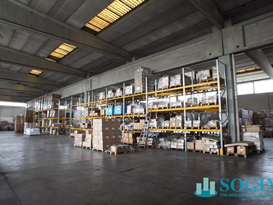 Immagine 23 di Capannone industriale in vendita  in via tolstoi 8/10 a San Giuliano Milanese