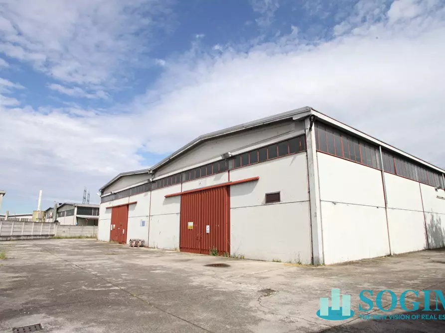 Immagine 1 di Capannone industriale in vendita  in via tolstoi 8/10 a San Giuliano Milanese