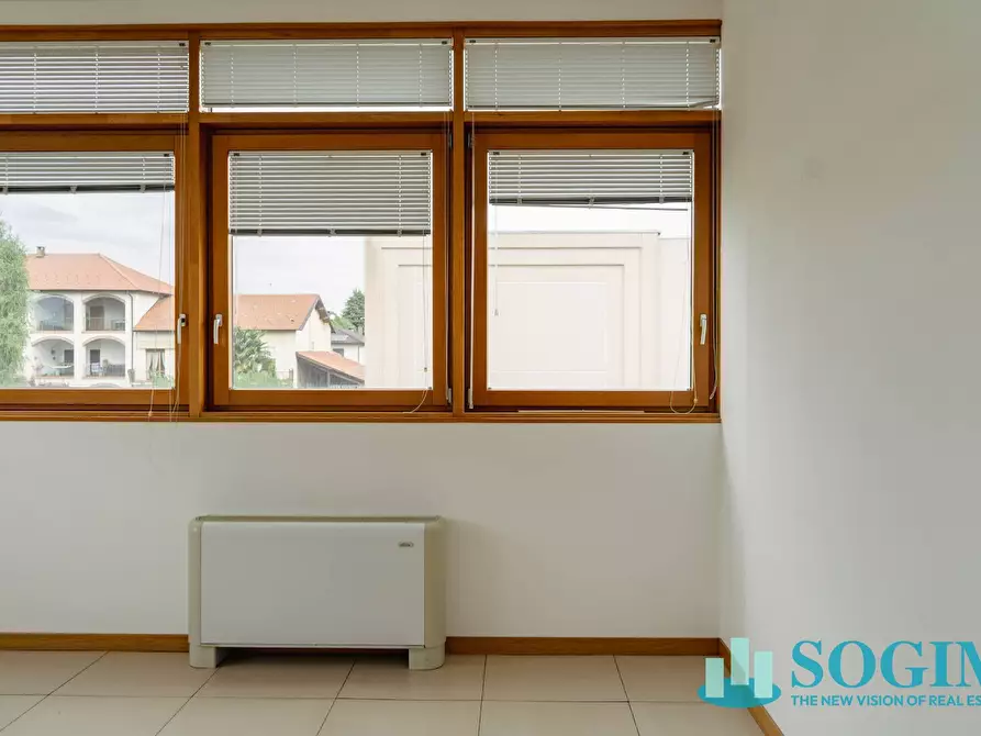 Immagine 3 di Ufficio in affitto  in Via Como 3 a Solbiate Con Cagno