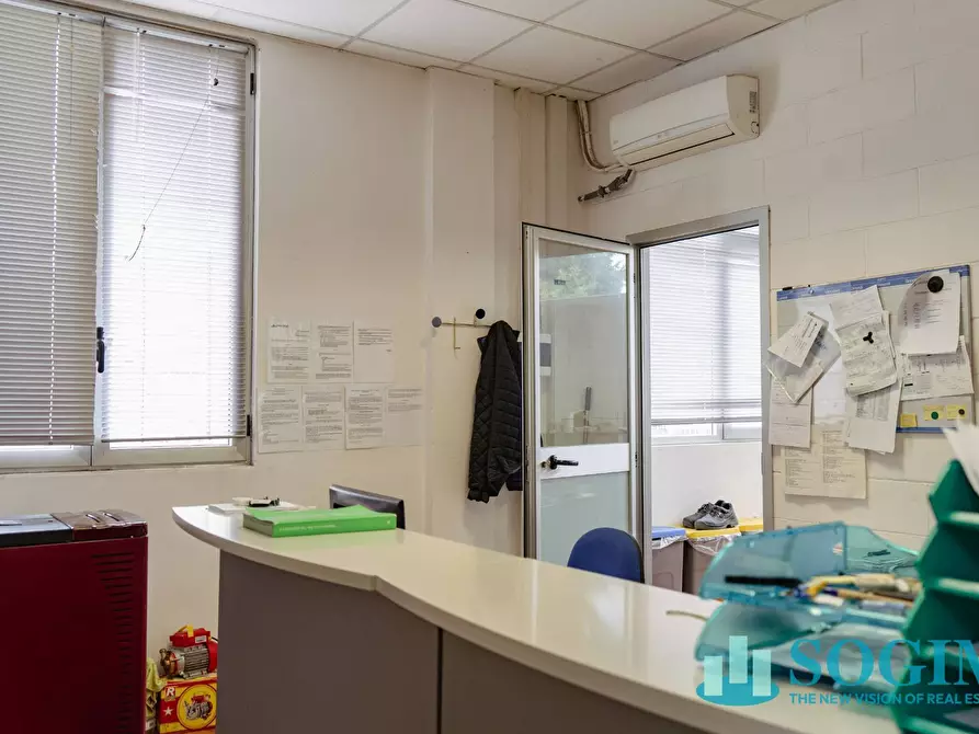 Immagine 17 di Capannone industriale in vendita  in Via Puccini 1 a Besano