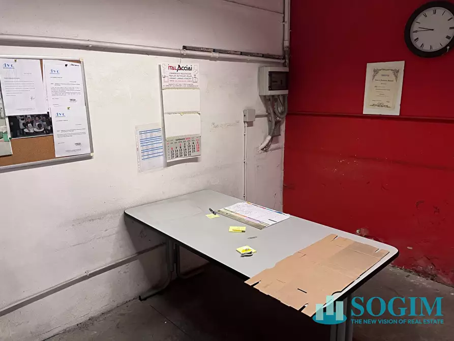 Immagine 10 di Capannone industriale in affitto  in Via Bisceglie 91/7 a Milano