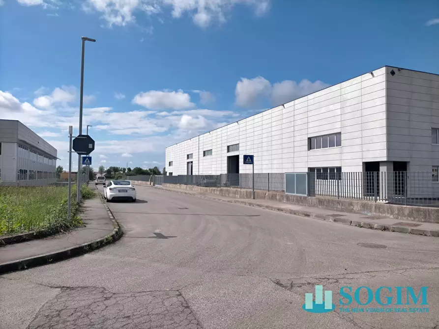 Immagine 5 di Capannone industriale in affitto  in via della Gasperina sn a Fara Olivana Con Sola