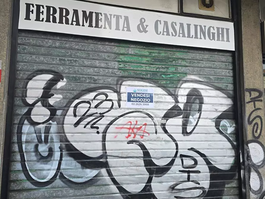 Immagine 23 di Negozio in affitto  in Via Padre Ravasi 16 a Sesto San Giovanni