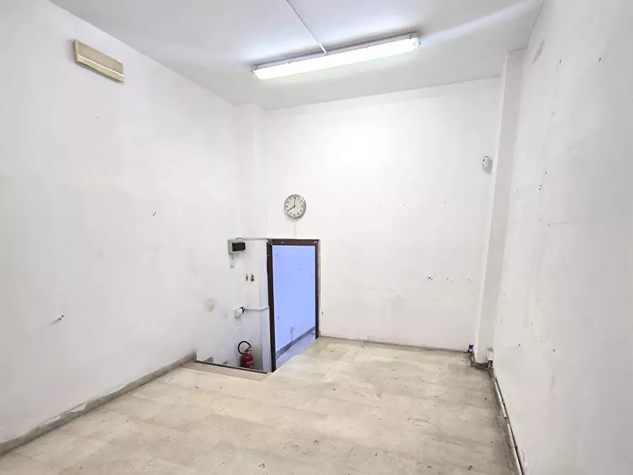 Immagine 7 di Negozio in affitto  in Via Padre Ravasi 16 a Sesto San Giovanni