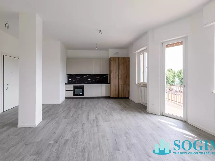 Immagine 5 di Appartamento in vendita  in Via Asti 8 a Seregno