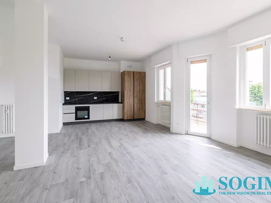 Immagine 6 di Appartamento in vendita  in Via Asti 8 a Seregno