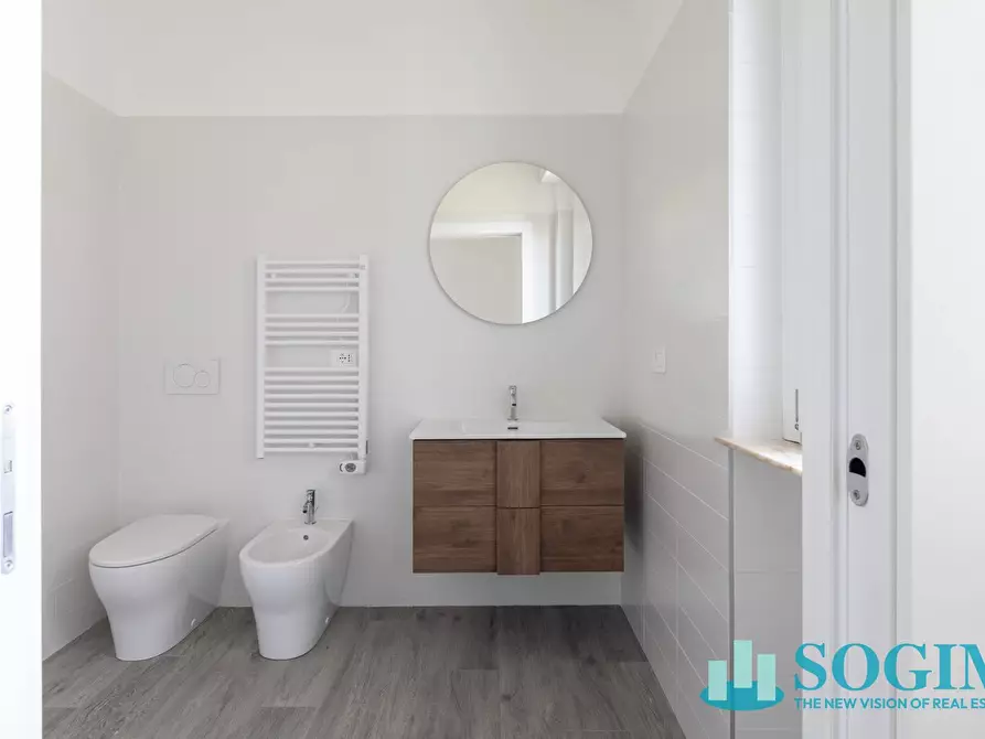 Immagine 20 di Appartamento in vendita  in Via Asti 8 a Seregno