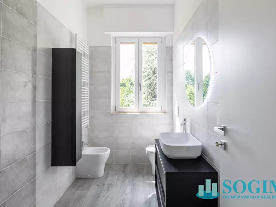 Immagine 16 di Appartamento in vendita  in Via Asti 8 a Seregno