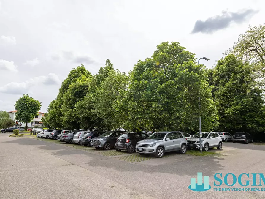 Immagine 49 di Appartamento in vendita  in Via Asti 8 a Seregno