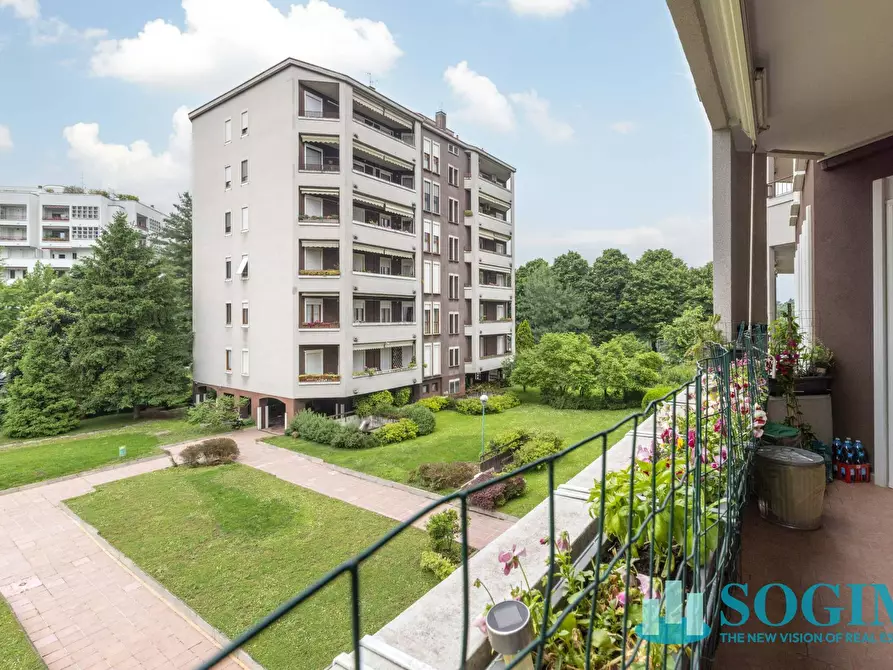 Immagine 3 di Appartamento in vendita  in Via Aristide de'Antichi 8 a Monza