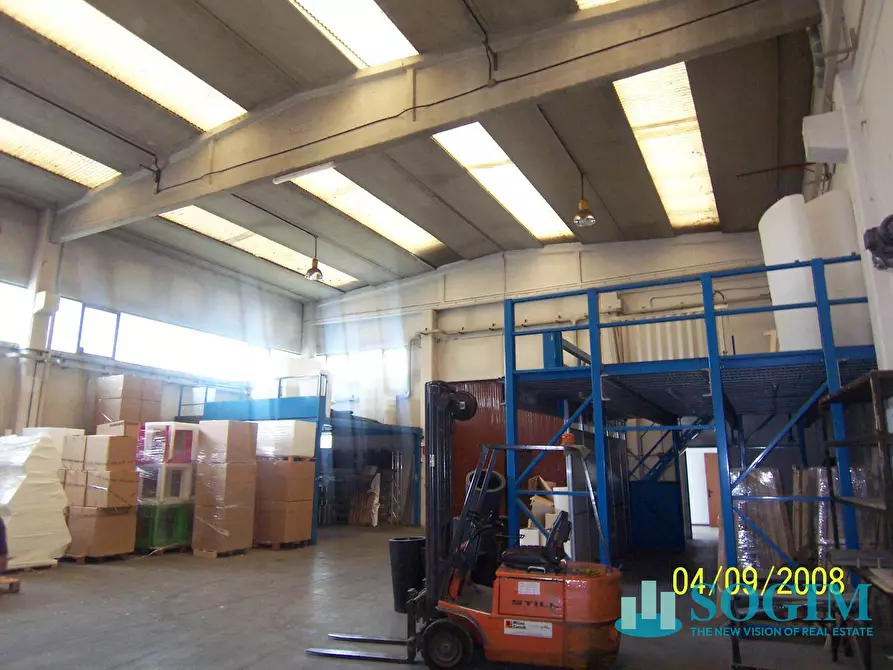 Immagine 3 di Capannone industriale in affitto  in VIA GALVANI 15/17 a Assago