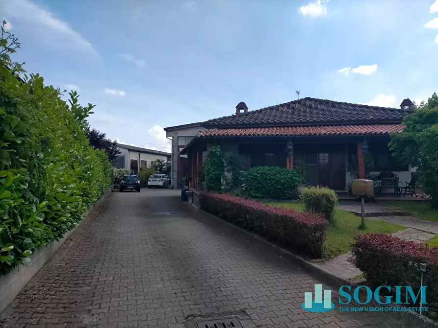 Immagine 5 di Capannone industriale in vendita  in via Camussone a Albuzzano