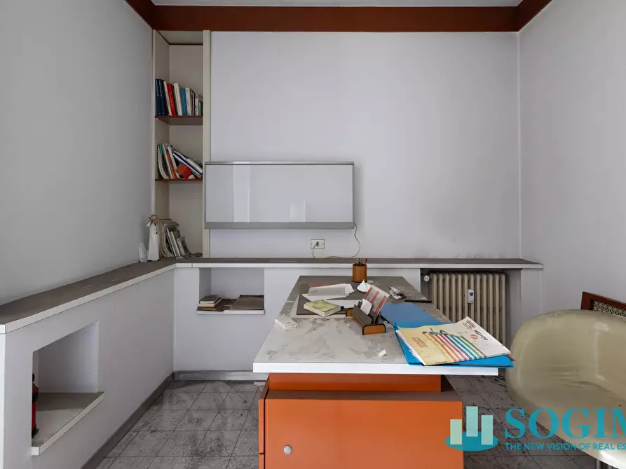 Immagine 14 di Ufficio in vendita  in Via Italia 9 a Muggiò