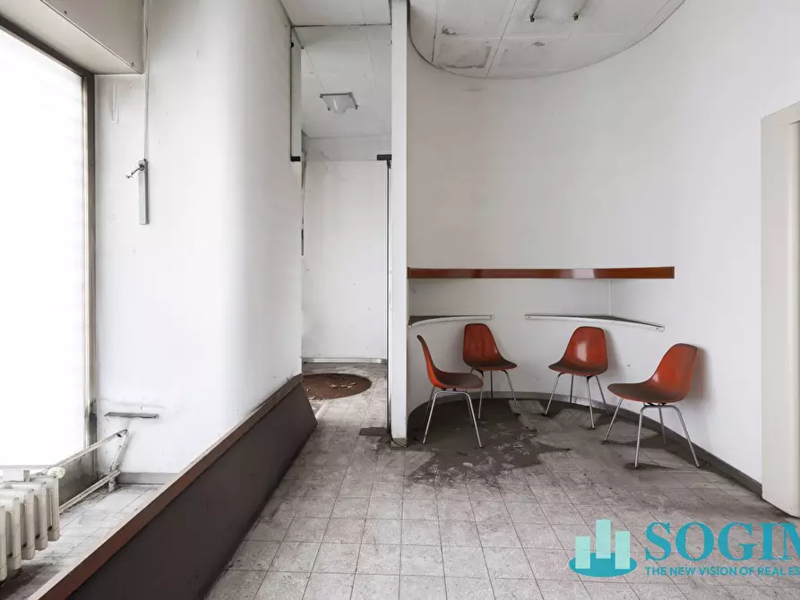 Immagine 10 di Ufficio in vendita  in Via Italia 9 a Muggiò