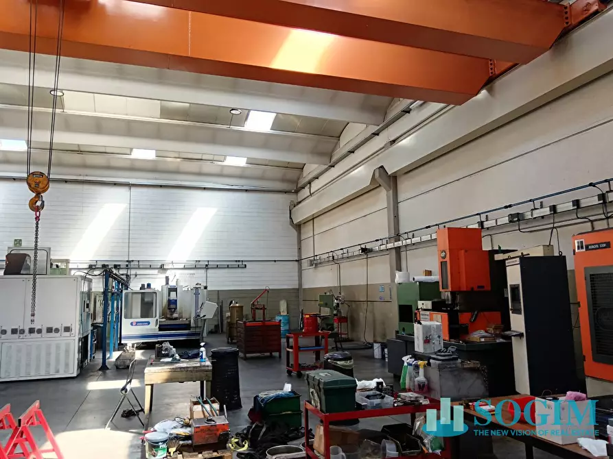 Immagine 2 di Capannone industriale in vendita  in via Porta 7 a Sovico