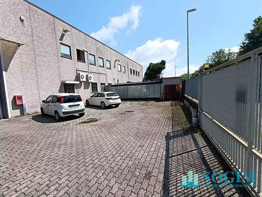 Immagine 26 di Capannone industriale in vendita  in via Porta 7 a Sovico