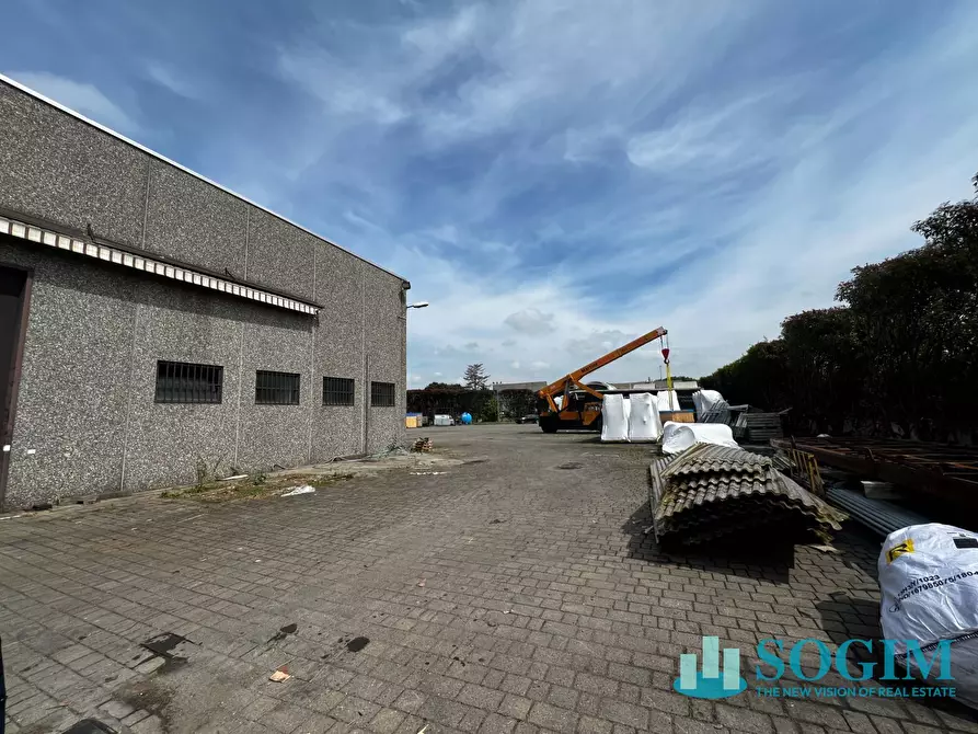 Immagine 8 di Capannone industriale in affitto  in via buscate a Magnago