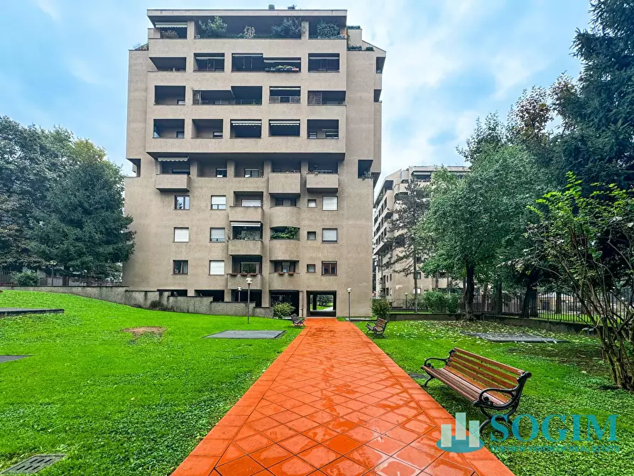 Immagine 32 di Appartamento in vendita  in Via Don Sturzo 3 a Monza