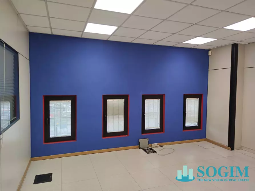 Immagine 11 di Laboratorio in vendita  in Via Budriago 17 a Carvico