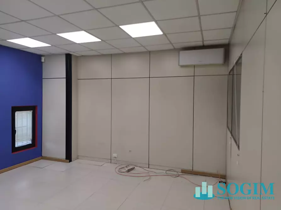 Immagine 13 di Laboratorio in vendita  in Via Budriago 17 a Carvico