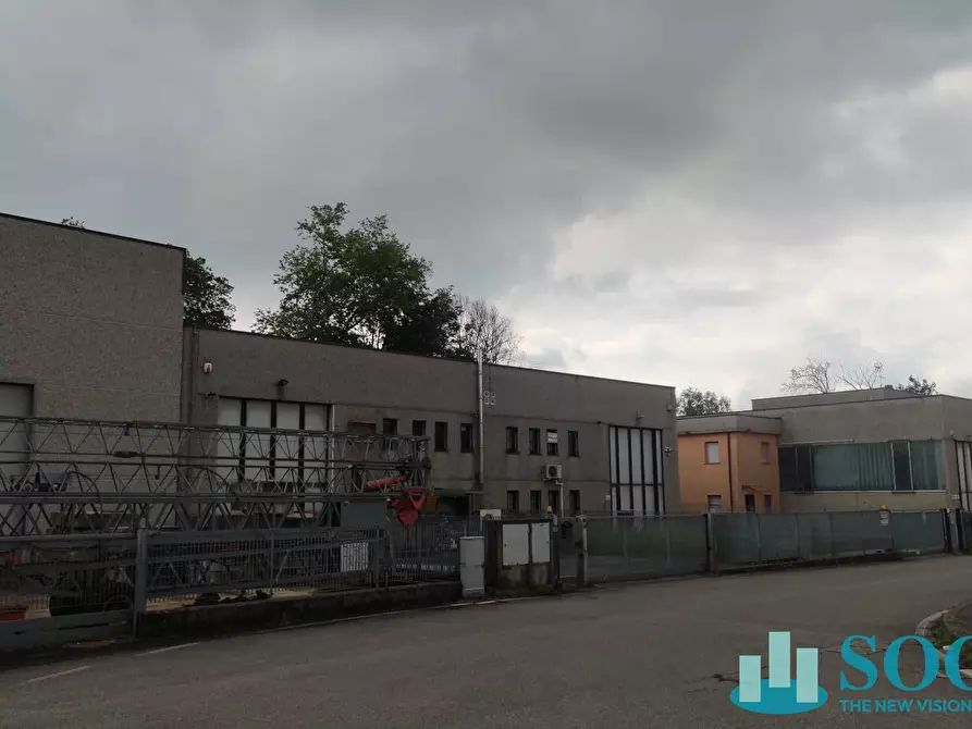 Immagine 26 di Laboratorio in vendita  in Via Budriago 17 a Carvico