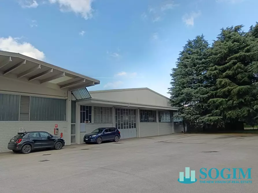 Immagine 7 di Capannone industriale in vendita  in Via Milano a Cabiate