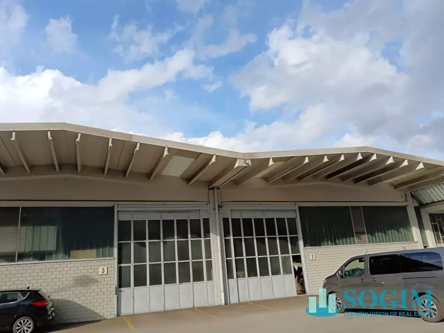 Immagine 11 di Capannone industriale in vendita  in Via Milano a Cabiate