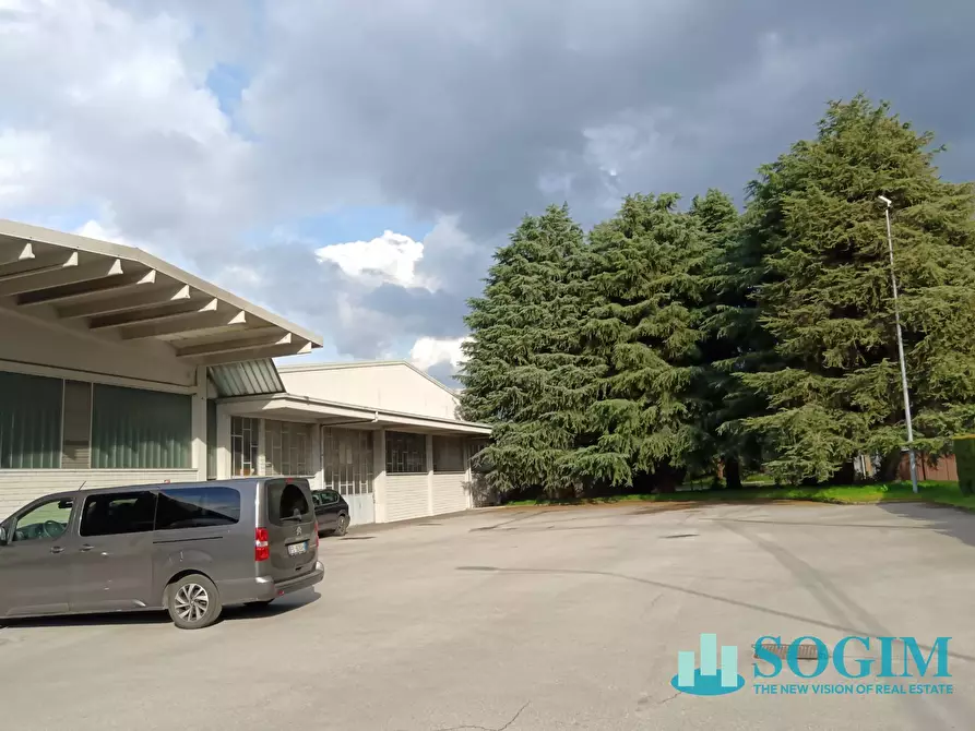 Immagine 9 di Capannone industriale in vendita  in Via Milano a Cabiate