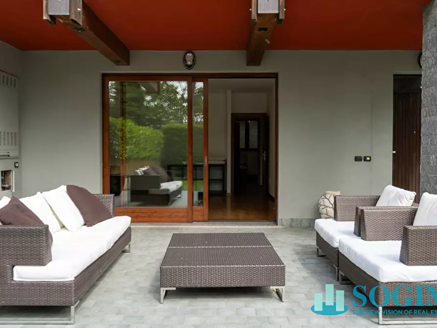 Immagine 16 di Appartamento in vendita  in Via Strambio a Eupilio