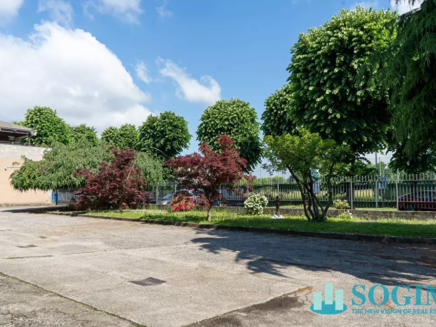 Immagine 2 di Capannone industriale in vendita  in via Wagner 289 a Seregno