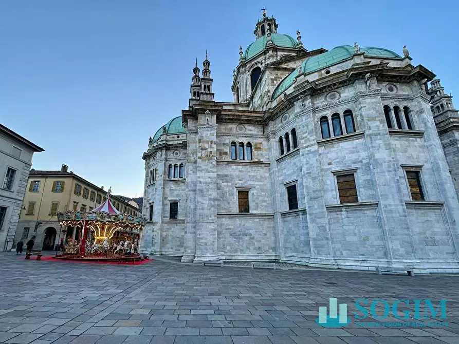 Immagine 1 di Appartamento in vendita  in Via Lambertenghi 4 a Como