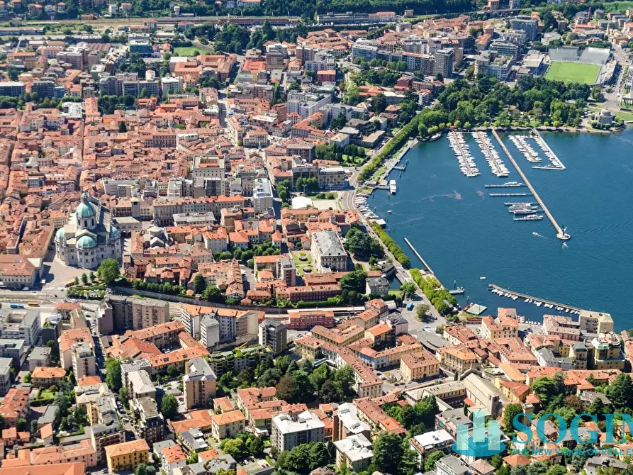 Immagine 9 di Appartamento in vendita  in Via Lambertenghi 4 a Como